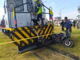 Inentendible: el increíble accidente entre el tren de la Sabana y moto en Bogotá