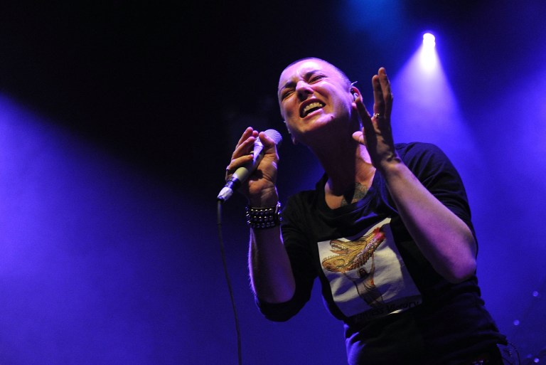 Revelan causa de muerte de Sinéad O’Connor un año después de su fallecimiento