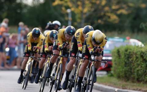 Arrancó la Vuelta a España con victoria de Jumbo-Visma