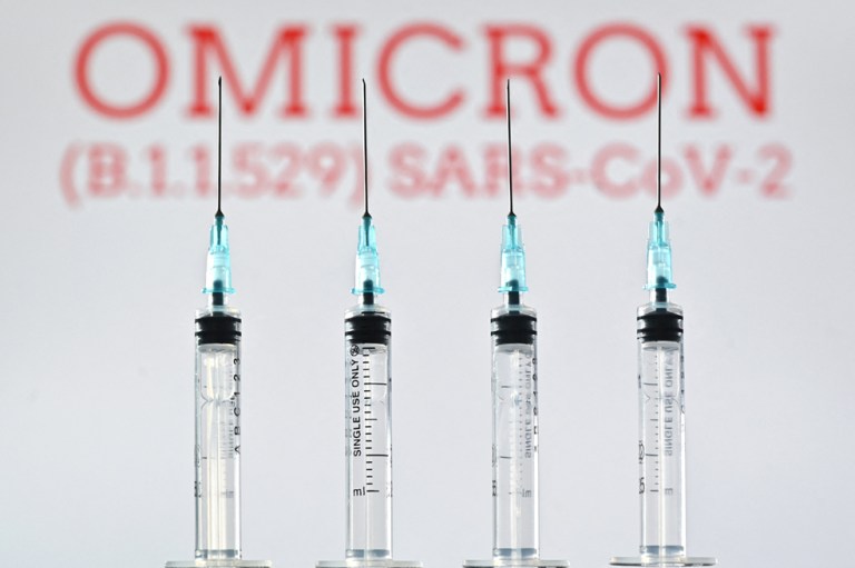 Científicos sudafricanos publican primer informe sobre ómicron. ¿Qué dicen?