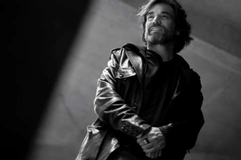 Nicolás Montero: “Solo si cargas con la muerte en el hombro, podrás significar la angustia de vivir”