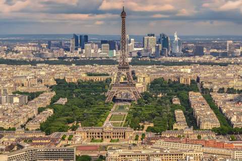 París perdió 1,5 millones de turistas en 2016 por terrorismo