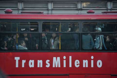 Denuncian abuso a niña de 11 años en estación de Transmilenio