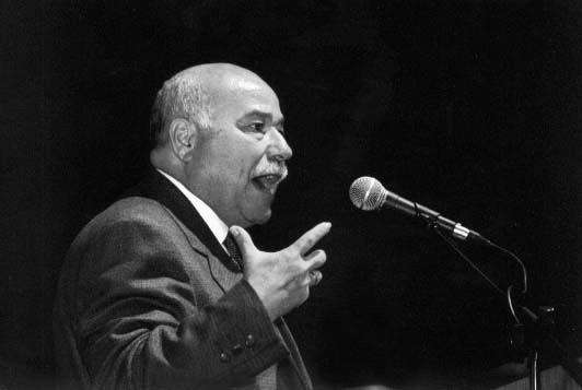 Fue uno de los fundadores de la Central Unitaria de los Trabajadores (CUT)