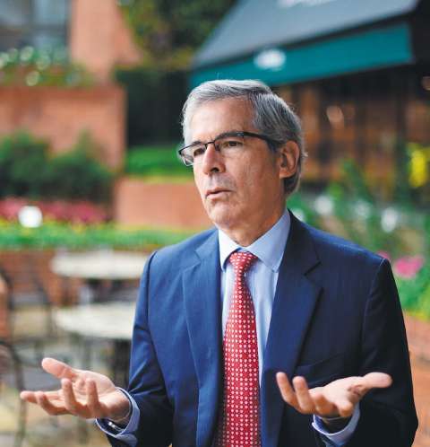 ‘La Fiscalía sí tiene quien le ponga límites’: exministro Yesid Reyes