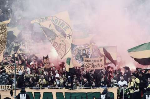 Tragedia en Francia: hincha del Nantes murió apuñalado en partido contra Niza