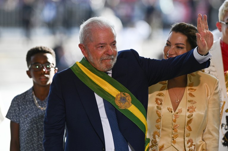 “Viva la democracia, viva el pueblo brasilero”, Lula da Silva concluye su discurso