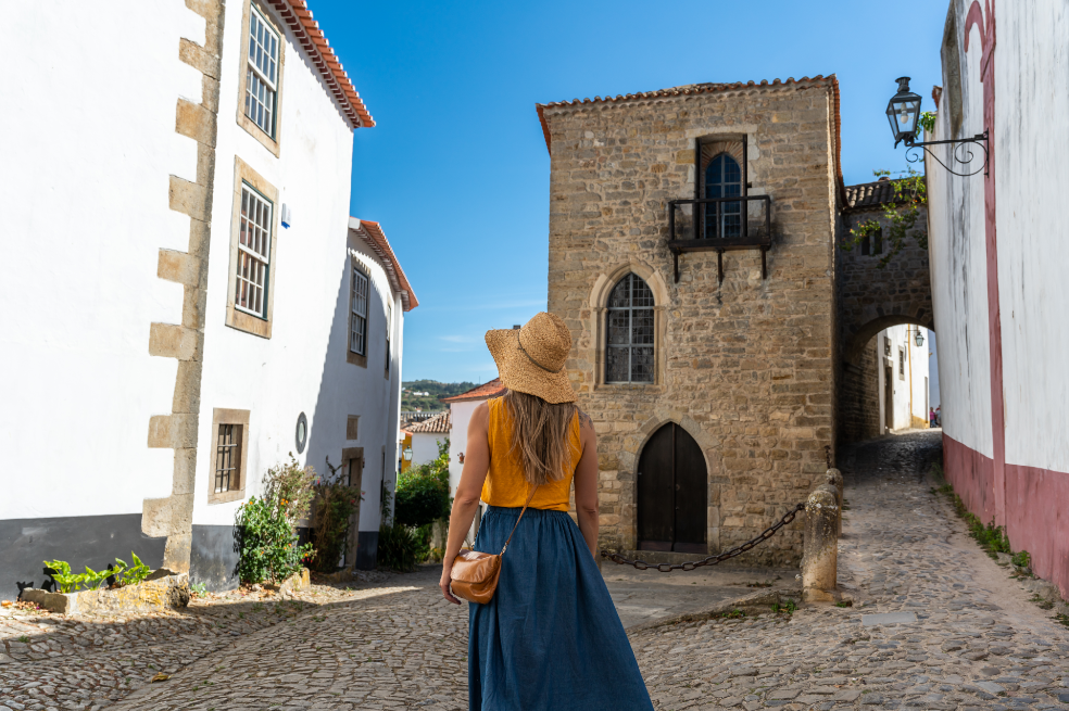 Óbidos, Portugal, es uno de los mejores pueblos para el turismo rural de 2024, según ONU Turismo.