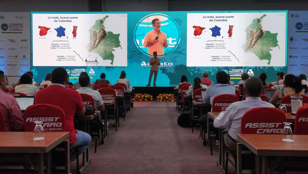 Julián Guerrero fue uno de los panelistas del Congreso Nacional de Agencias de Viajes y Turismo celebrado recientemente en San Andrés.