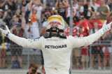 Hamilton pone fin a su sequía y logra la ‘pole’ en Barcelona