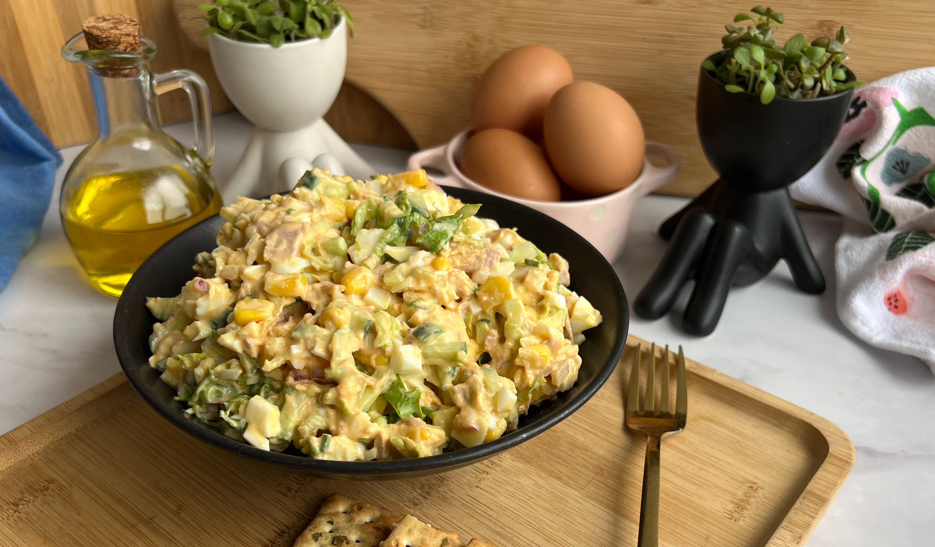 Ensaladilla de huevo y atún