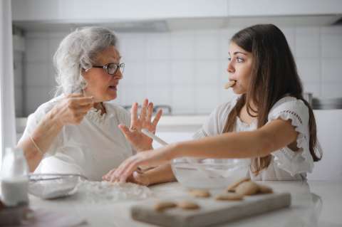 Cuatro trucos de la abuela que te salvarán en la cocina