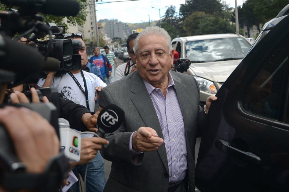 Luis Chiriboga a su llegada a la unidad de flagrancia. / AFP