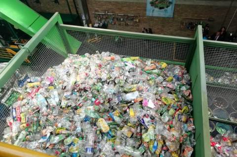 Botellas de plástico, lo que más contamina los ríos europeos