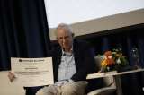 Universidad del Norte entregó doctorado honoris causa al historiador Malcolm Deas