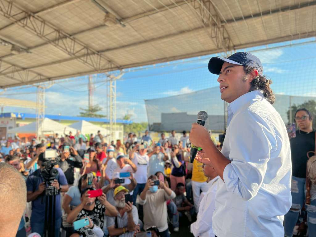 Nicolás Petro negó haber recibido dineros por sobornos para ayudar a ingresar a la "paz total".