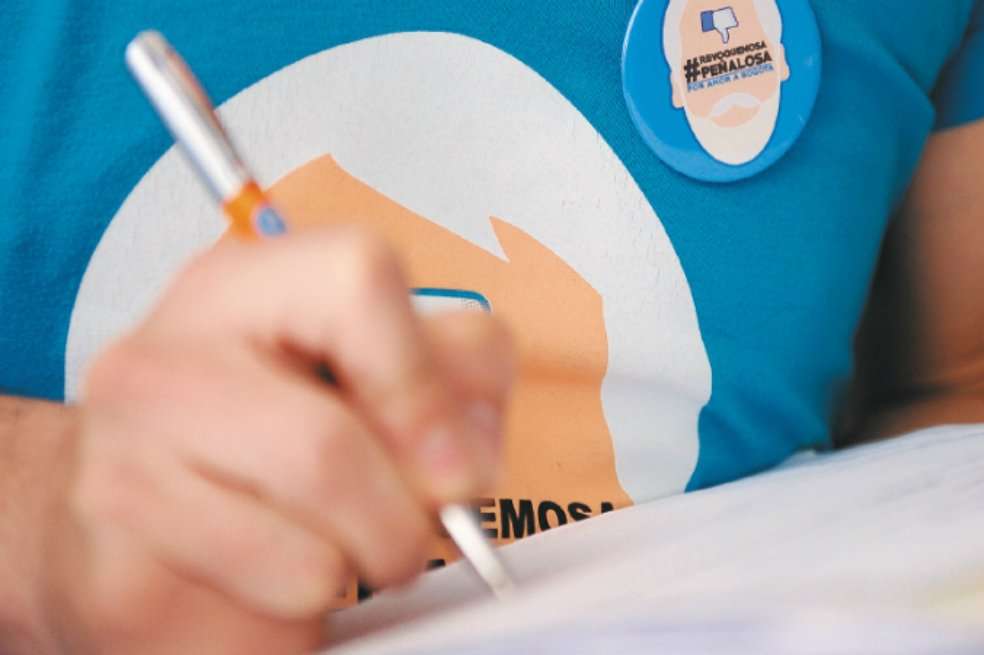 En la actualidad se adelantan cerca de 100 revocatorias de mandato en el país. / Archivo