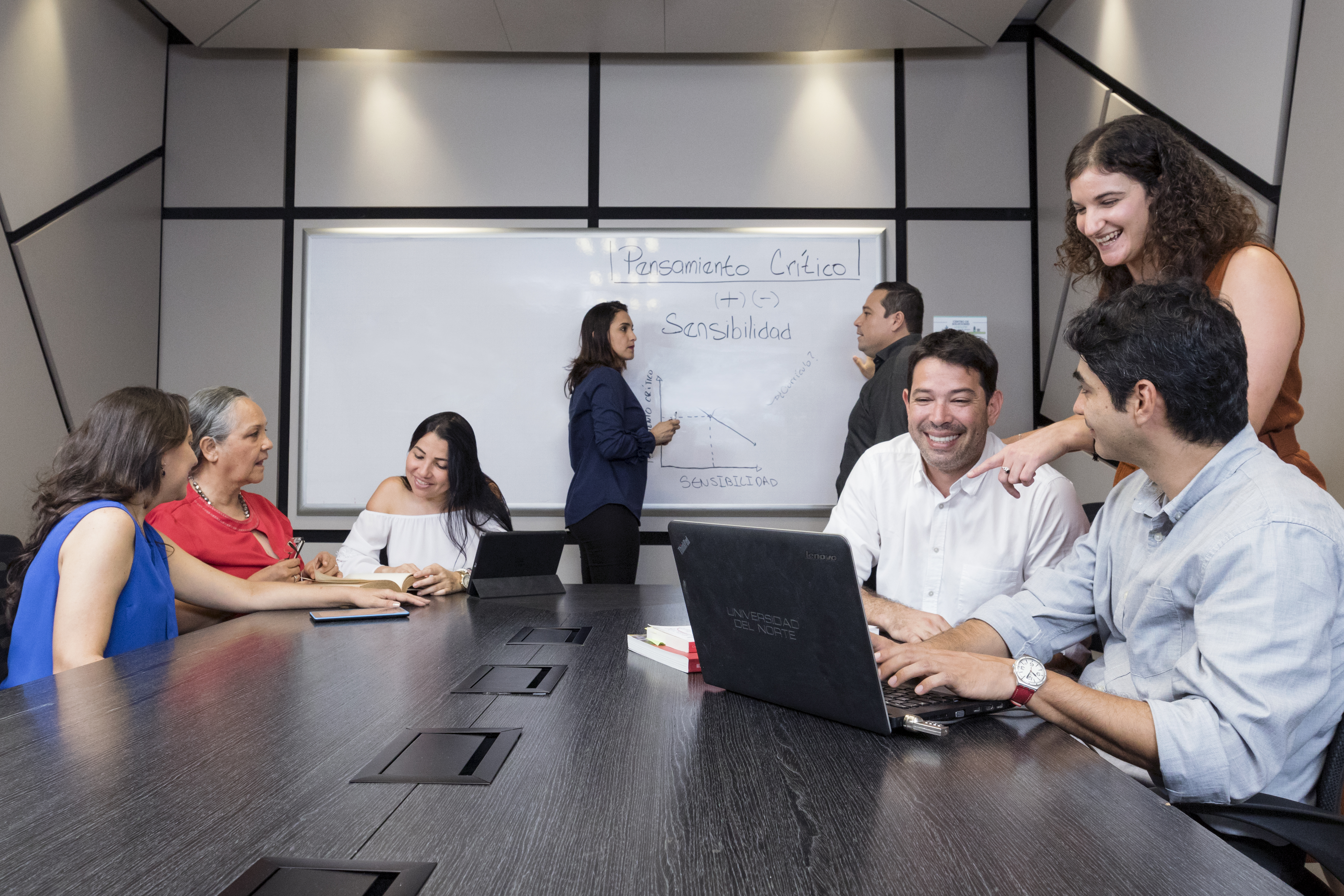 La Universidad del Norte ofrece programas de formación docente a nivel de pregrado, postgrado (maestrías y doctorado) y extensión.