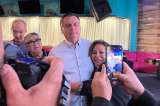 Bolsonaro reaparece en público y dice que confía en el nuevo Parlamento de Brasil