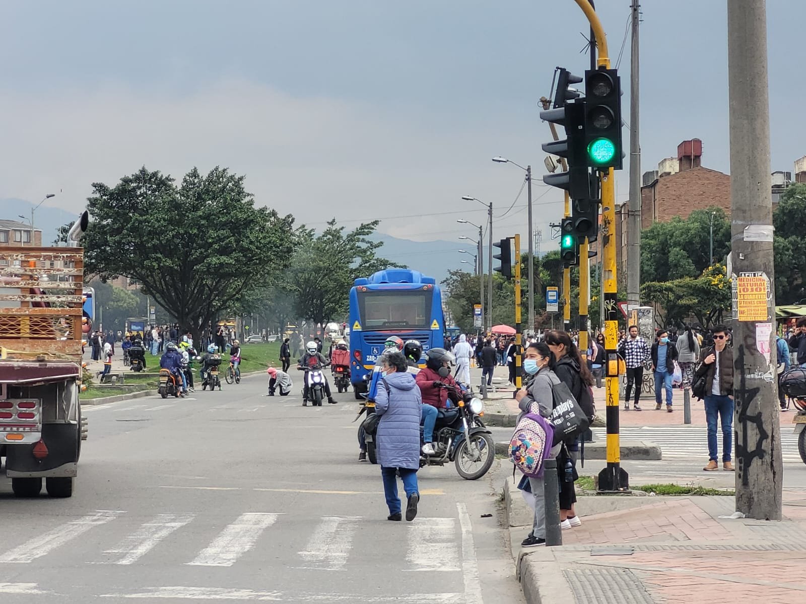 Se presentan dos bloqueos en el sur de Bogotá.