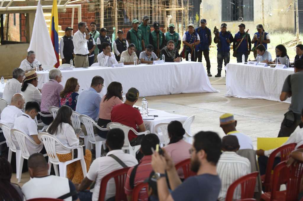 La fecha de instalación de la mesa con la disidencia de las FARC autodenominada Estado Mayor Central se dio a conocer en Suárez (Cauca)