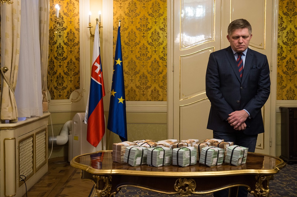 La decisión de Fico fue aceptada por sus socios nacionalistas. / AFP