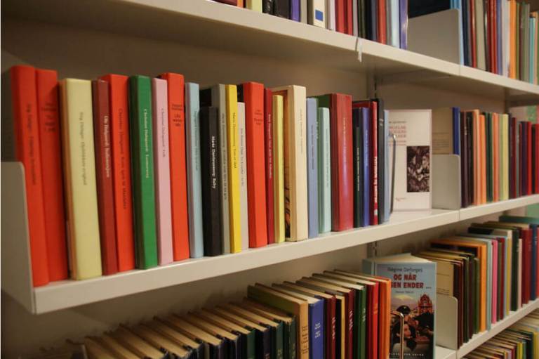 Distancias entre la academia y el periodismo