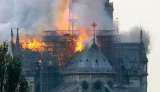 Los investigadores de Notre Dame buscan piedras para su reconstrucción