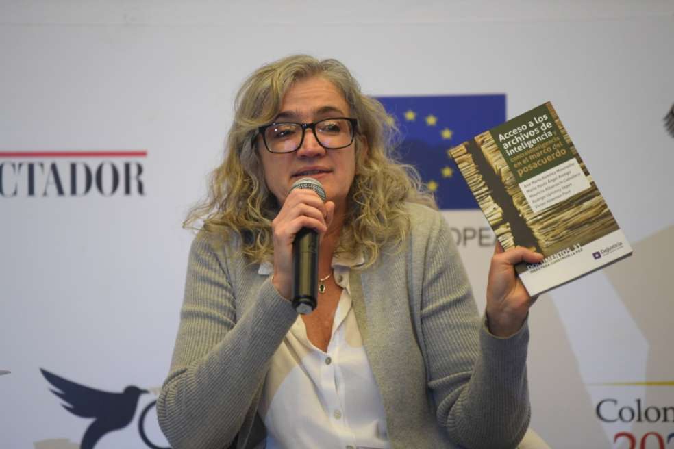 "Acceso a los archivos de inteligencia y contrainteligencia en el marco del posacuerdo" es una de las publicaciones de Vivian Newman. / Cristian Garavito - El Espectador