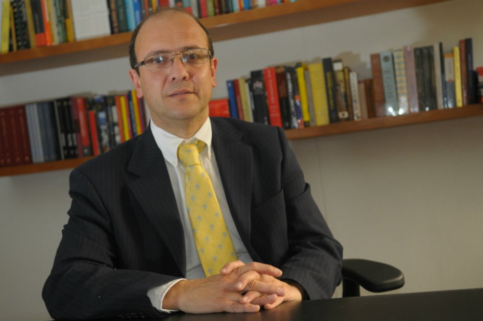 Renato Guzmán ha liderado la investigación contra el lupus durante 20 años. / Óscar Pérez - El Espectador