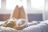 Recomendaciones para explorar el placer femenino, según una sexóloga