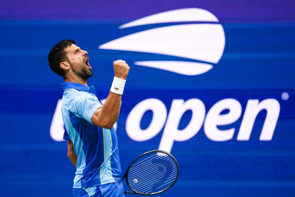 Flushing Meadows (Estados Unidos), 02/09/2023.- El tenista serbio Novak Djokovic reacciona durante el partido contra el serbio Laslo, en la tercera ronda en el Campeonato Abierto de Tenis de EE.UU. este sábado.- EFE/WILL OLIVER