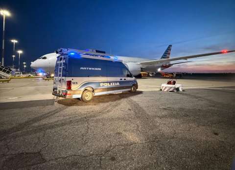 Un avión de American Airlines fue desviado a Roma: ¿qué se sabe?