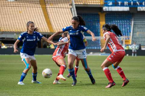 Las barreras del acceso al deporte para las mujeres en Bogotá