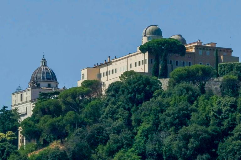 Así es Castel Gandolfo, el retiro veraniego de los papas