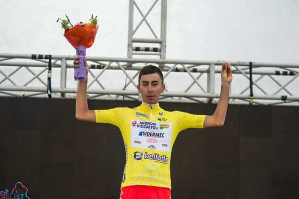 El pedalisa nacido en Pasca llegó a ser líder en el Tour de los Alpes en abril pasado. / @tourofbihor