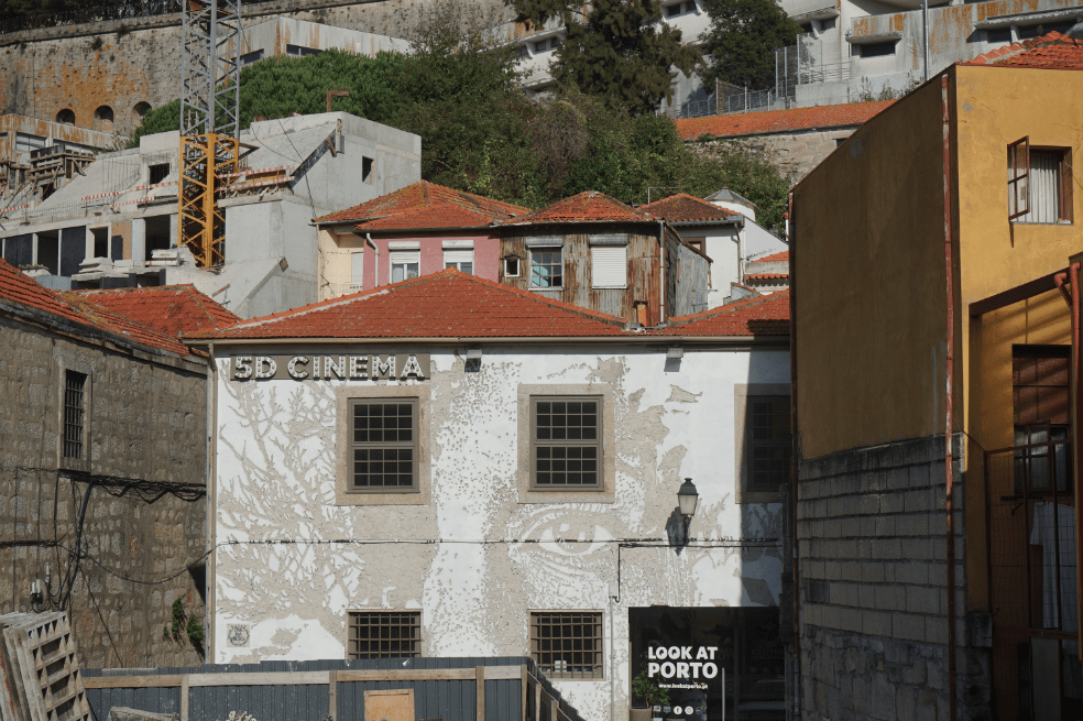 "Look at Porto", de Alexandre Manuel Dias, Vhils.