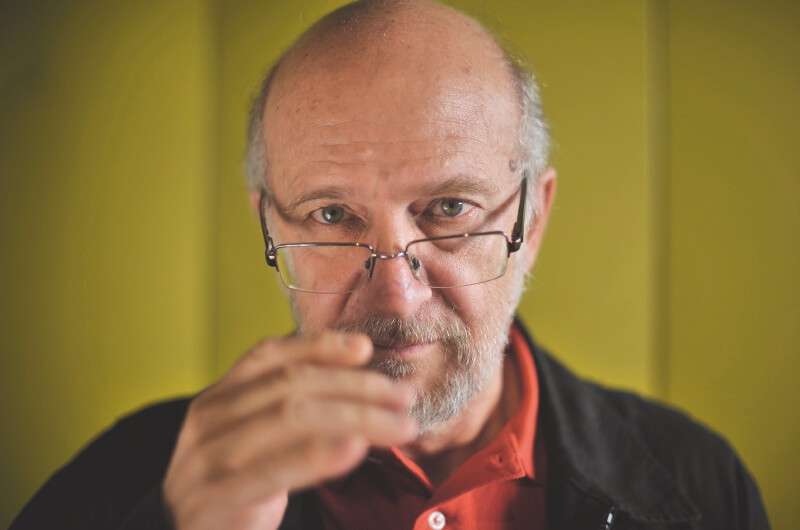 Daniel Samper Pizano, periodista y escritor de libros como “Impávido coloso”, “Lecciones de histeria de Colombia” o “Si Eva hubiera sido Adán”. / Carlos Torres