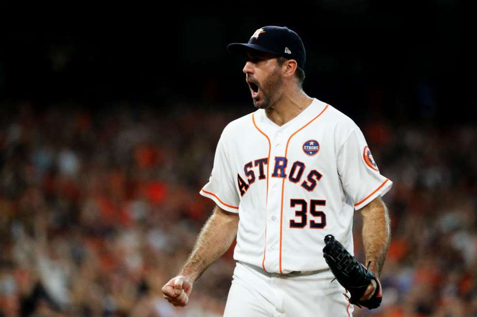 Justin Verlander guió a los Astros de Houston a la segunda victoria en el campeonato de la Liga Americana. / AFP