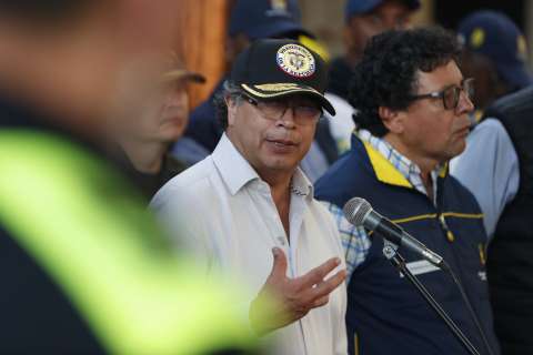 “Los cuerdos no llevamos las sociedades al matadero”: Petro a presidente de Guatemala