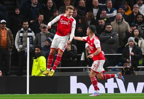 Premier League: Arsenal venció a Tottenham y Chelsea volvió a sumar de a tres