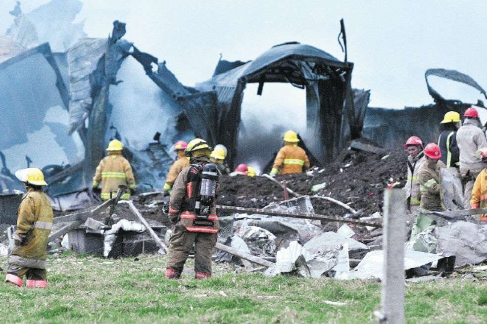 Bomberos denuncian que solo tres cuerpos voluntarios han firmado contratos. / El Espectador