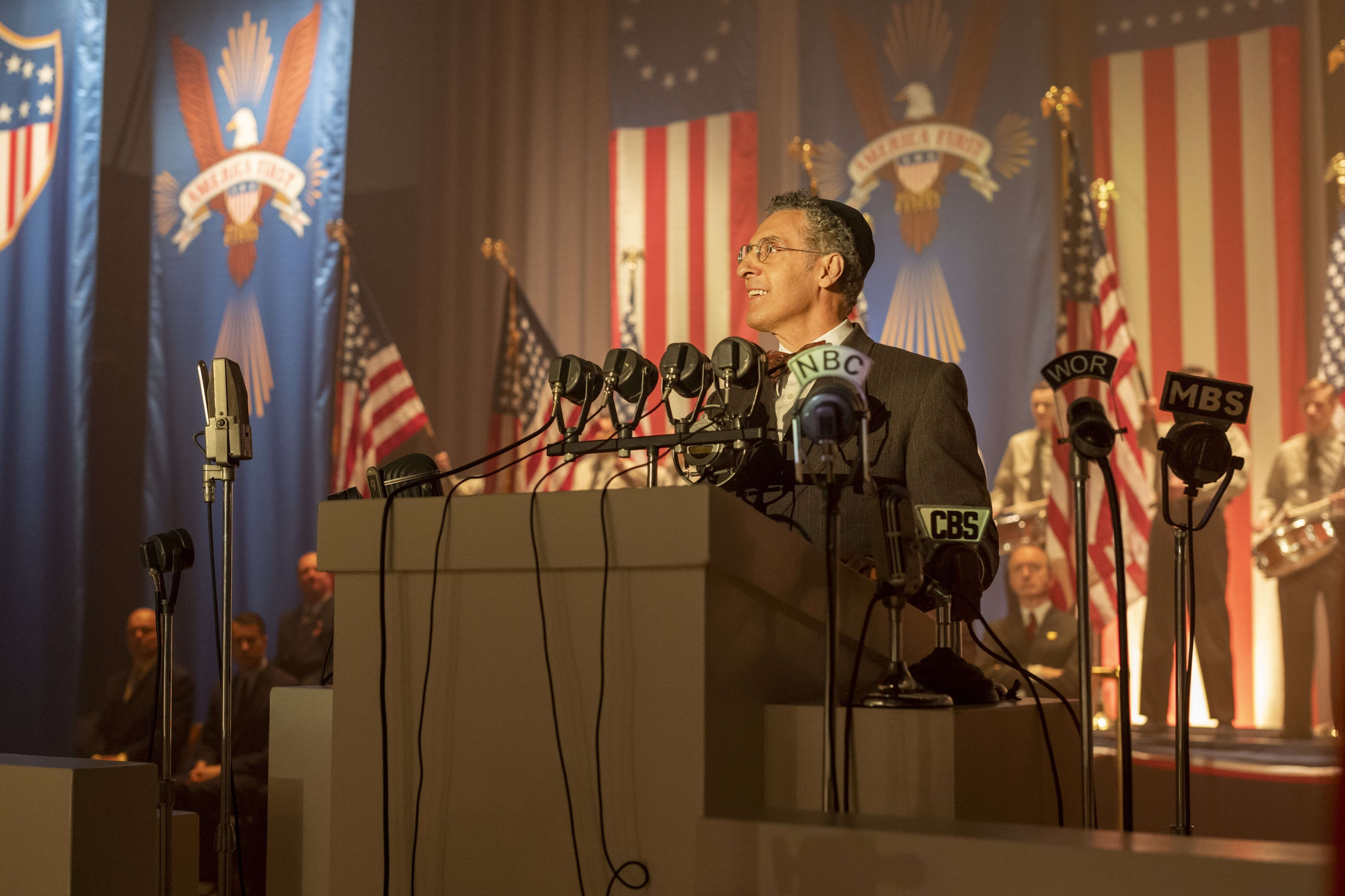 "The Plot Against America" se alinea con otras series recientes como "The Handmaid's Tale" que proponen un relato ficticio y escrito años atrás, para advertir sobre los peligros actuales. / Cortesía