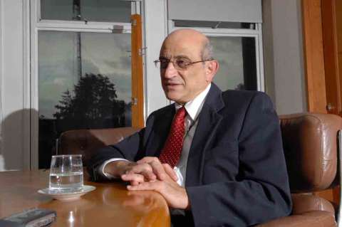 Efromovich pagaría más impuestos  por la paz