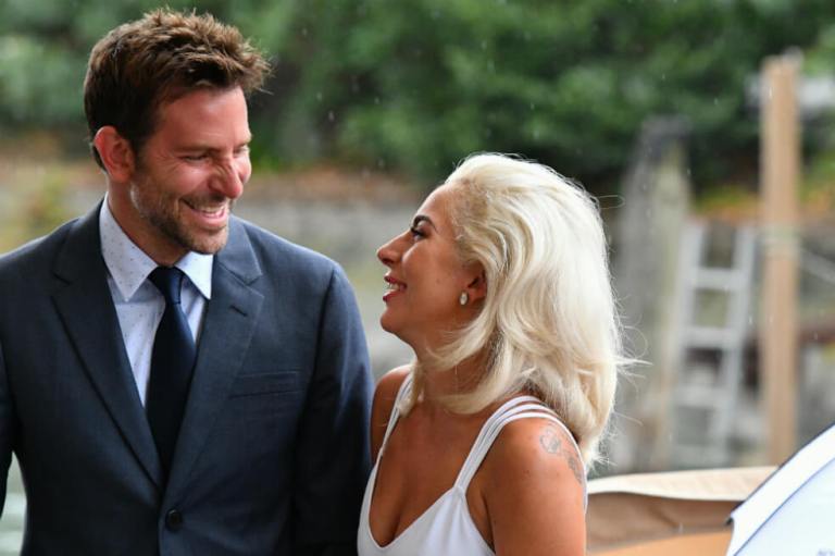 Lady Gaga y Bradley Cooper viven juntos, según la revista «In Touch»