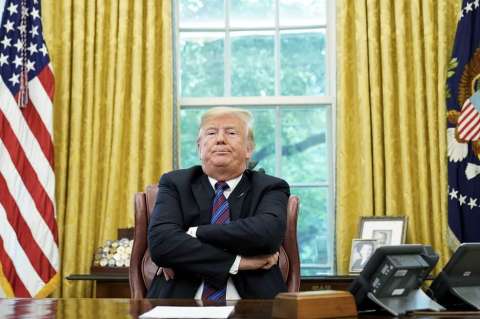 “Fake News”, el mantra de los políticos en el mundo