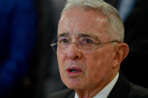Estos son los nuevos llamados a declarar en juicio contra Álvaro Uribe Vélez