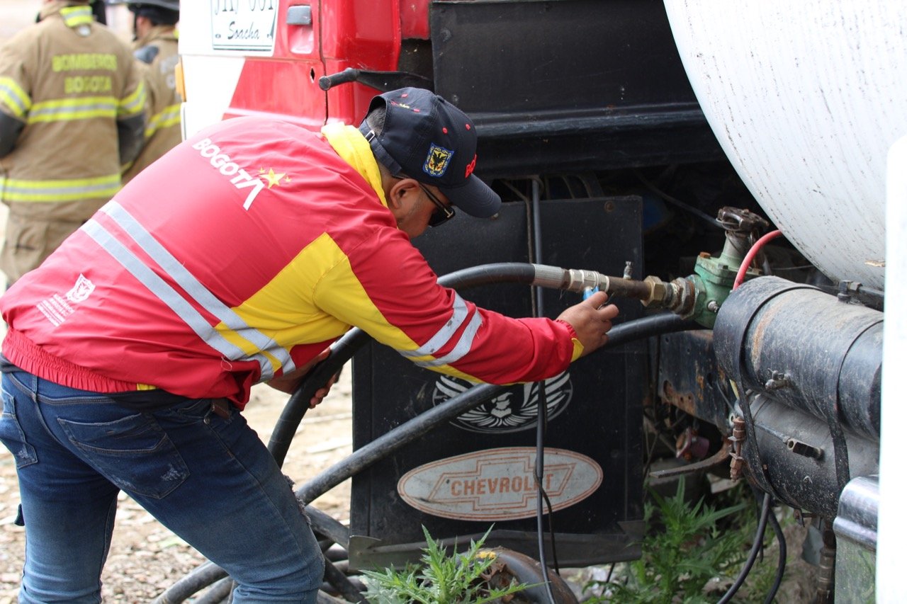 Las autoridades indicaron que en el negocio se utilizaba una báscula adulterada en donde se le vendía menor cantidad de gas a la comunidad.