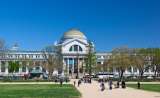 Secretario del Smithsoniano pide disculpas por recolecciones para estudios racistas
