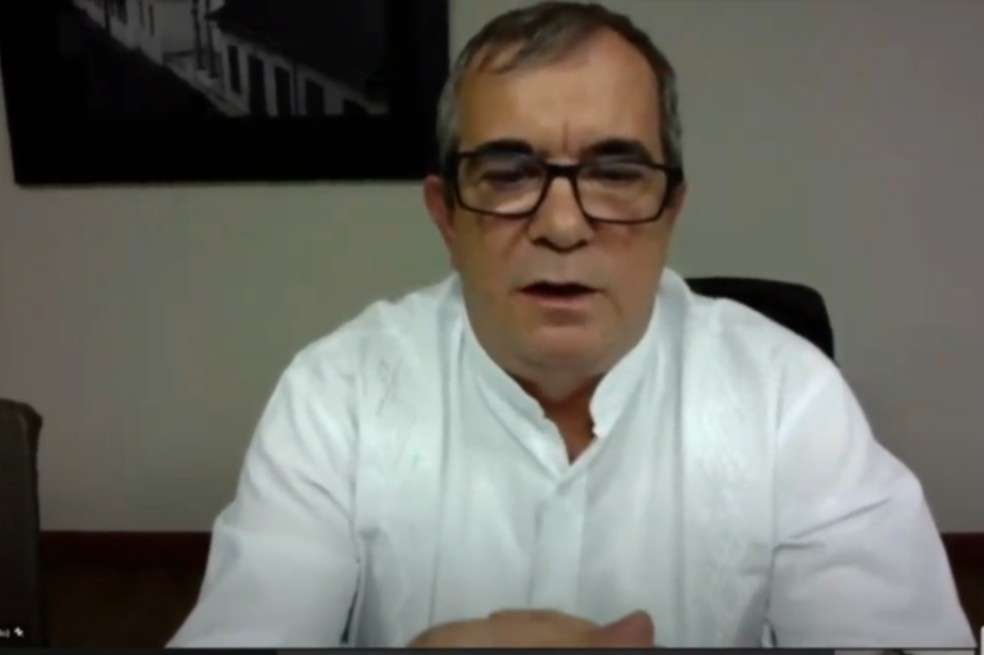 Rodrigo Londoño Echeverry, conocido en la guerra como Timochenko, rindió su primera versión voluntaria por los seis homicidios que se atribuyeron los exFarc en octubre pasado.